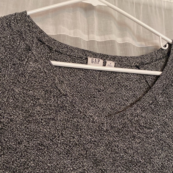 Gap sweater - Picture 2 of 5